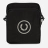 Fred Perry Tassen Branded side bag - black