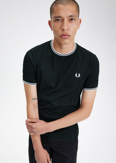 Fred Perry T-shirts Twin tipped t-shirt - night green snow white