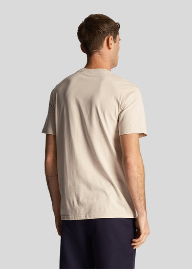 Lyle & Scott T-shirts Tonal eagle t-shirt - cove