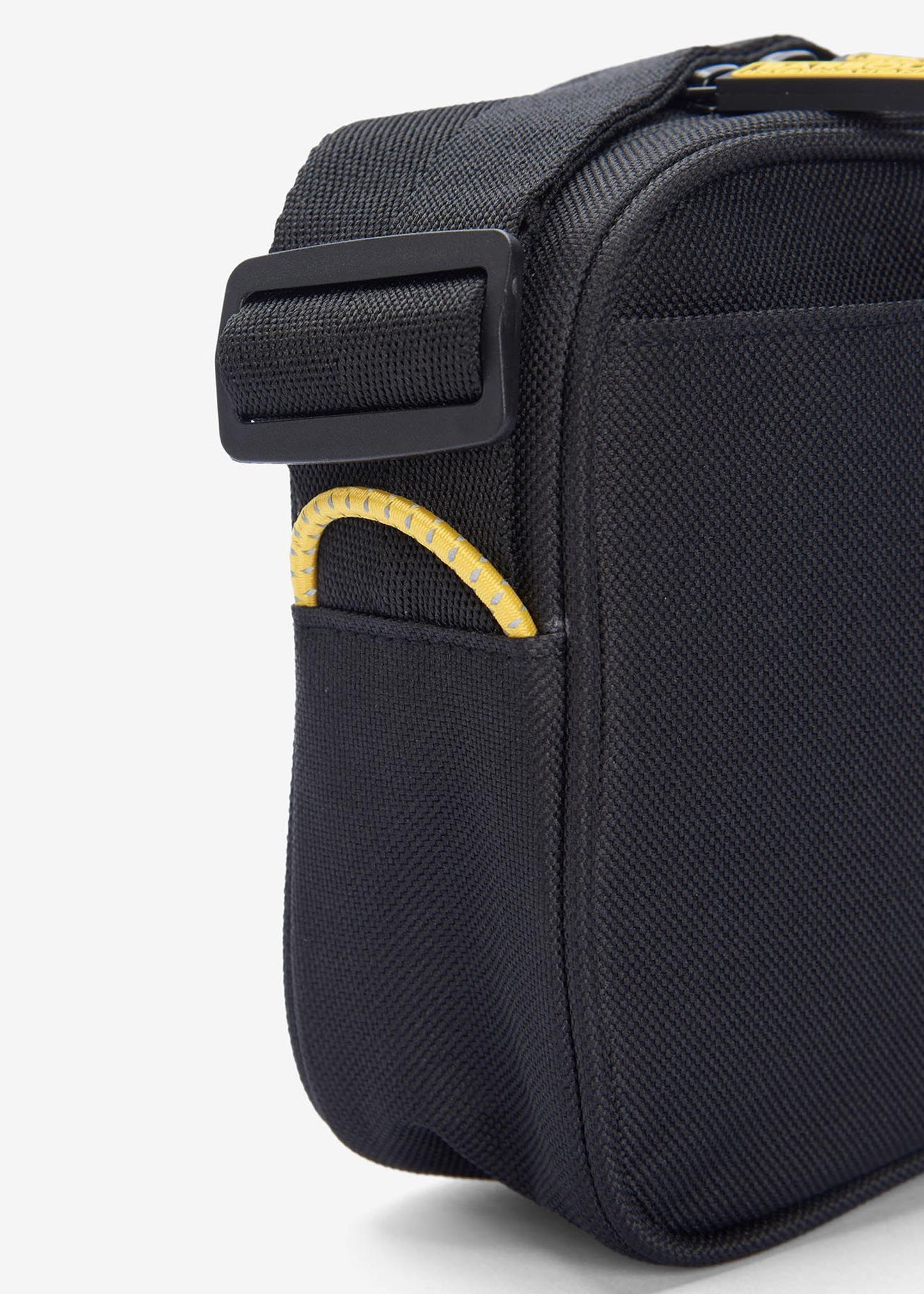 Barbour International Tassen Knockhill micro cross body - black