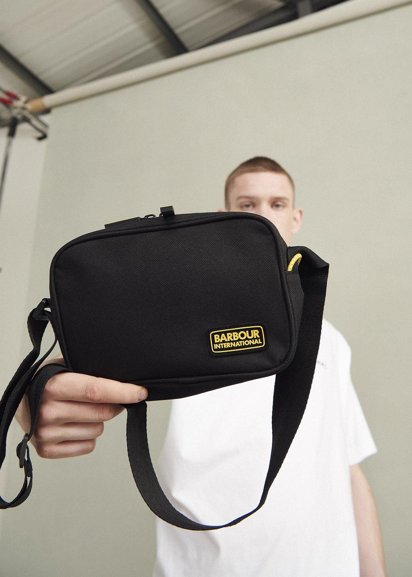 Barbour International Tassen Knockhill micro cross body - black