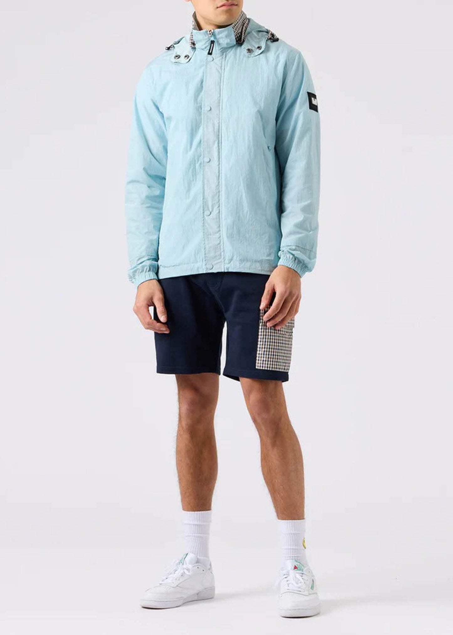Weekend Offender Jassen Saunders - mineral