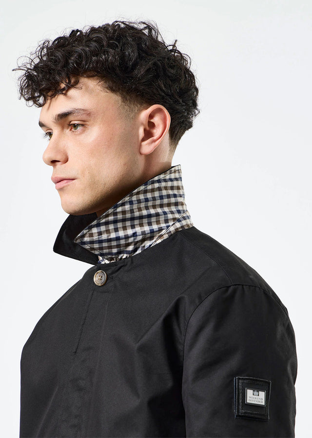 Weekend Offender Jacken Whitehouse - black