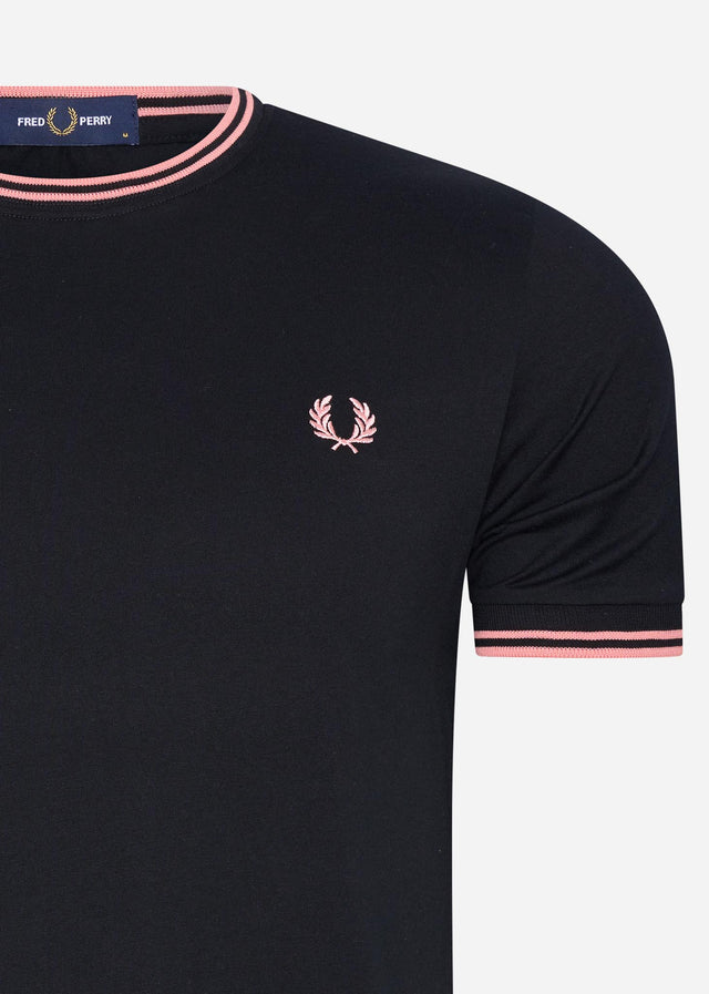 Fred Perry T-Shirts Twin tipped t-shirt - black pink peach