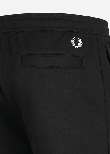 Fred Perry Korte Broeken  Embroidered sweat short - black