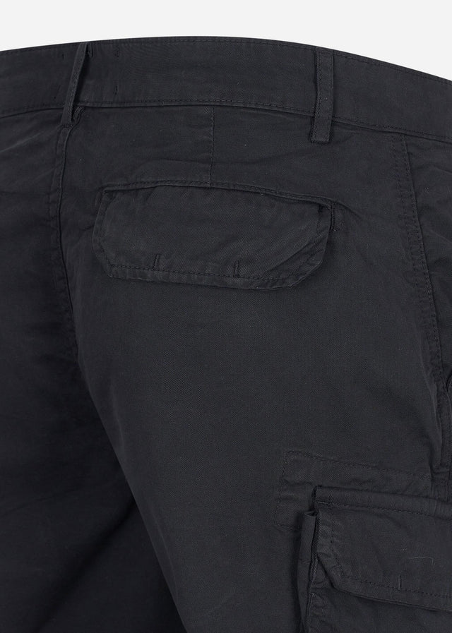 Lyle & Scott Shorts Wembley cargo short - jet black