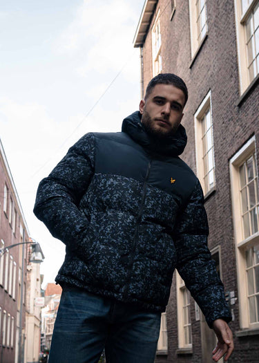 Lyle & Scott Jassen  Earth print wadded jacket - dark navy
