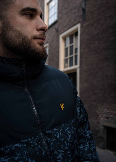 Lyle & Scott Jassen  Earth print wadded jacket - dark navy