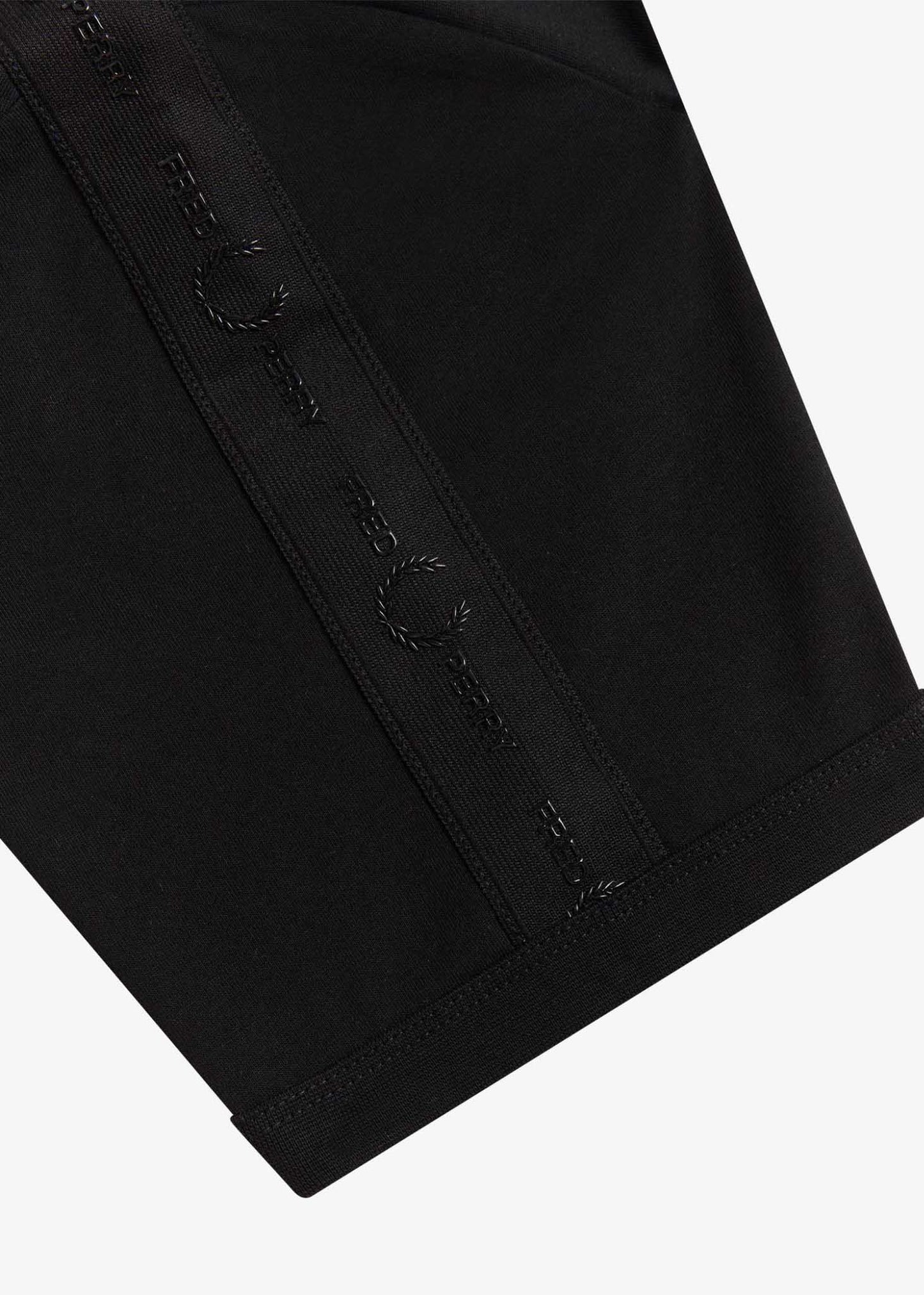 Fred Perry T-shirts Tonal tape ringer t-shirt - black