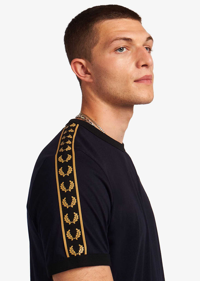 Fred Perry T-Shirts Gold taped ringer t-shirt - navy