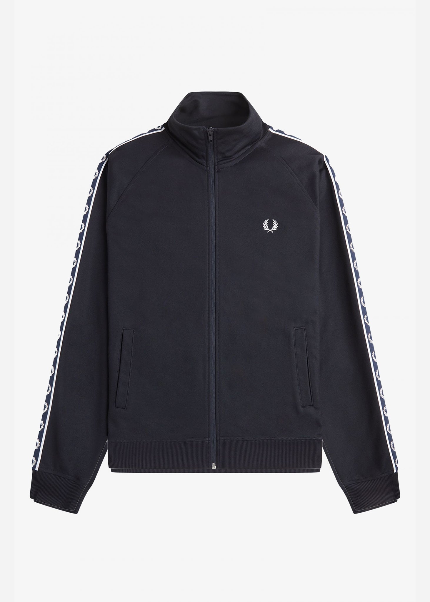 Fred Perry bij Casual Lads - Voor 23:59 besteld is morgen in huis