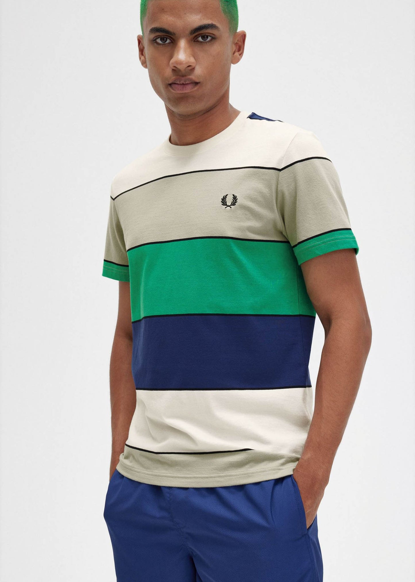 Fred Perry T-shirts  Bold stripe t-shirt - seagrass 