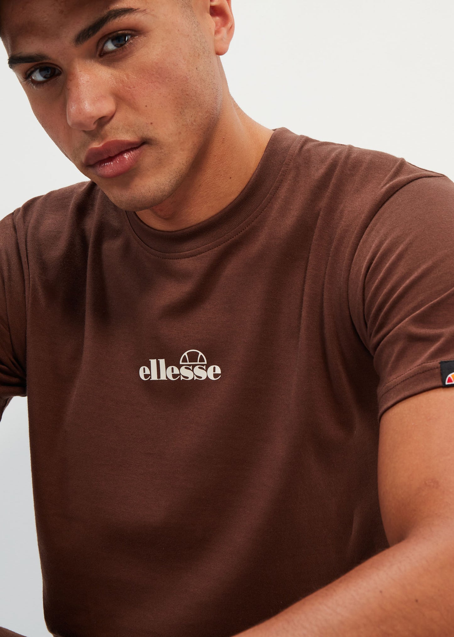 Ellesse T-shirts  Ollio tee - dark brown 