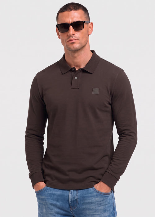 Passerby - brown