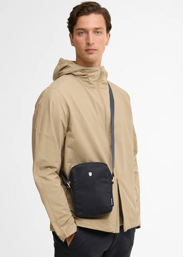 Barbour Tassen Barbour cascade crossbody bag - navy