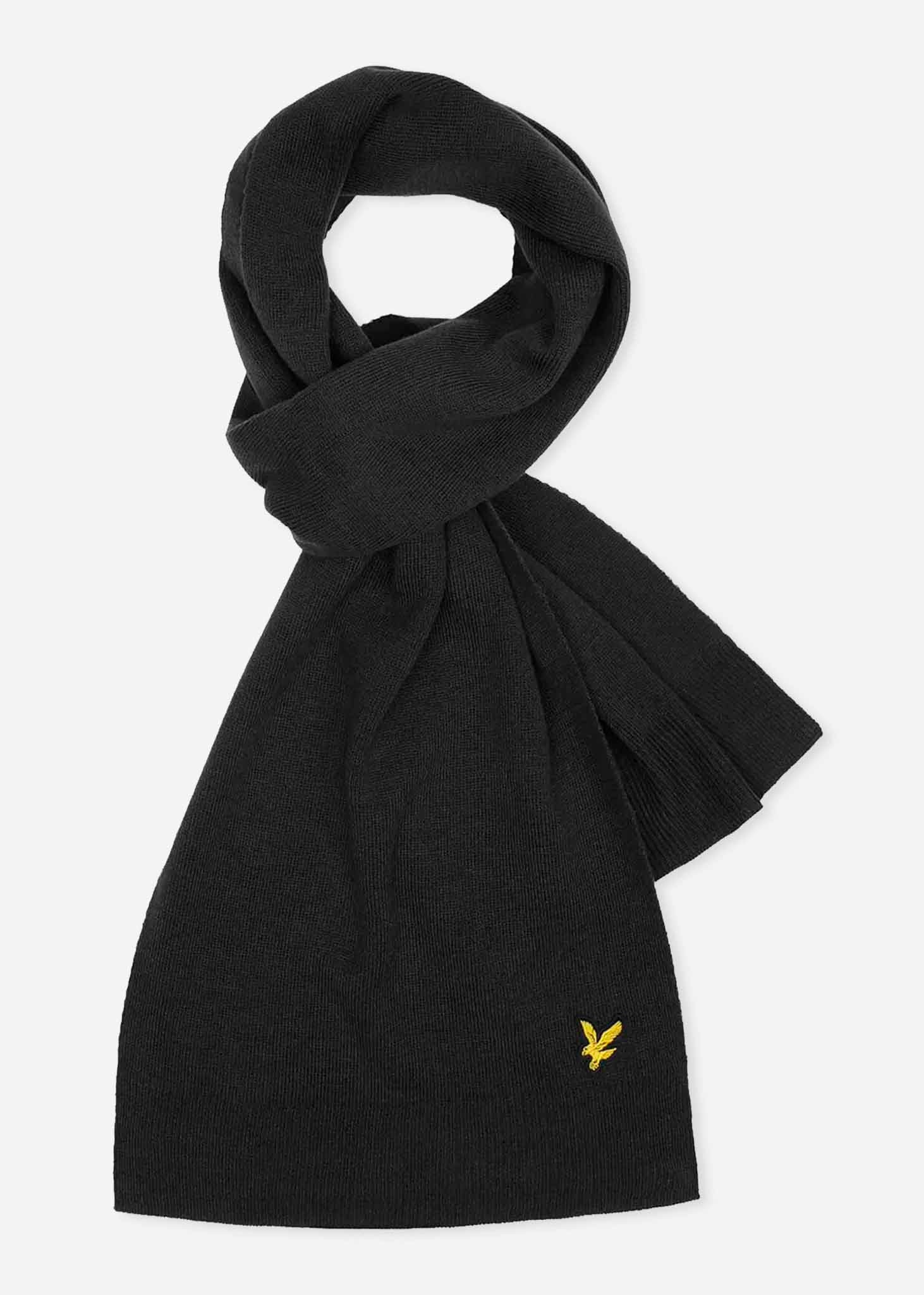 Lyle & Scott Mutsen Beanie & Scarf set - true black