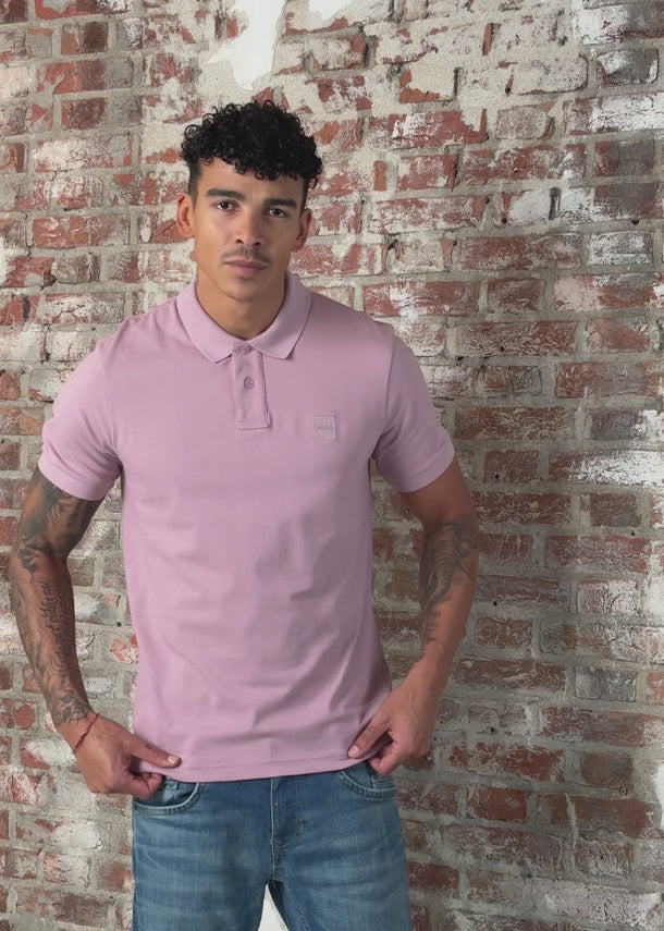 Hugo Boss Polo's Passenger - light pastel purple