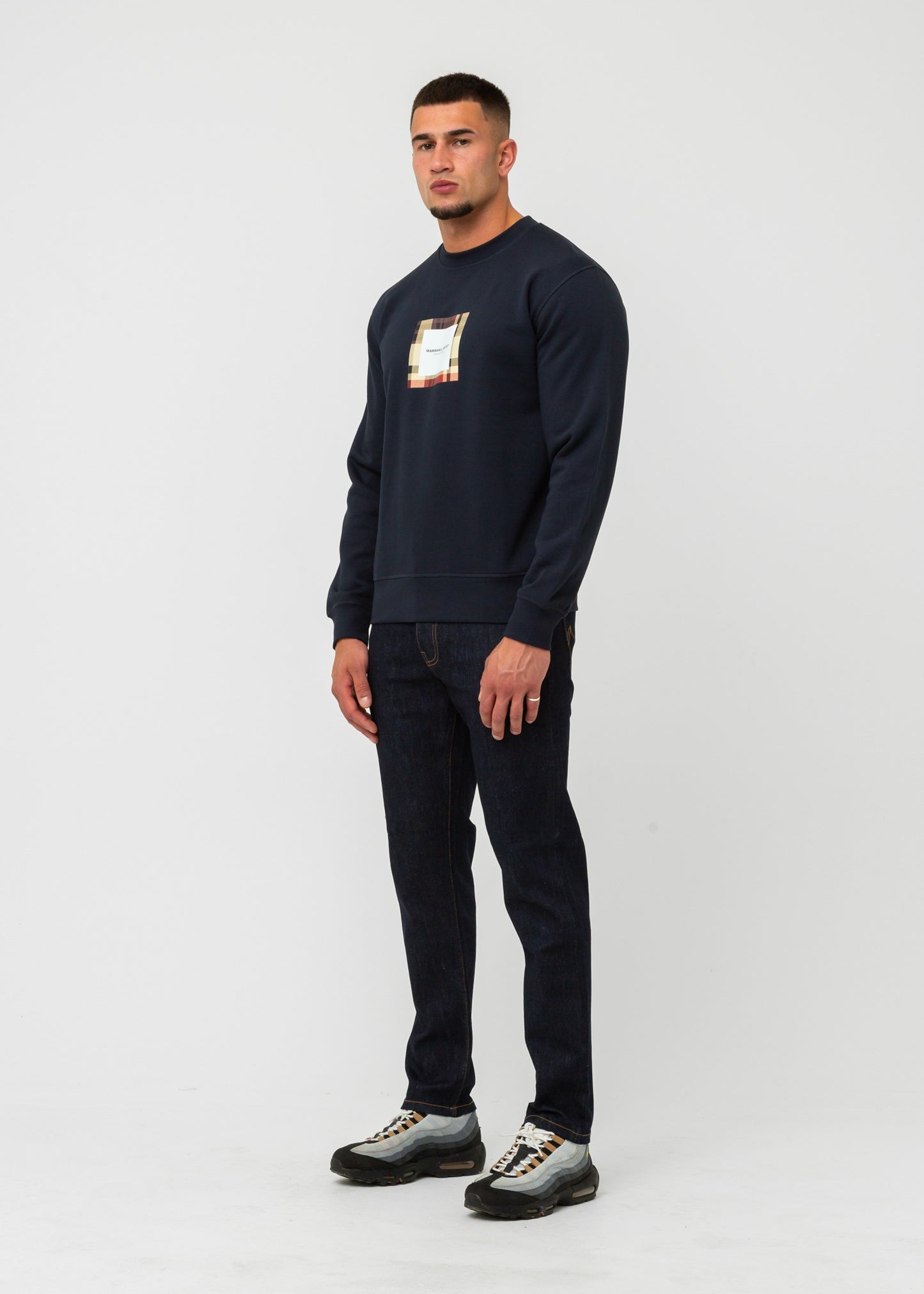 Marshall Artist Truien  UK ism box logo crewneck - navy 