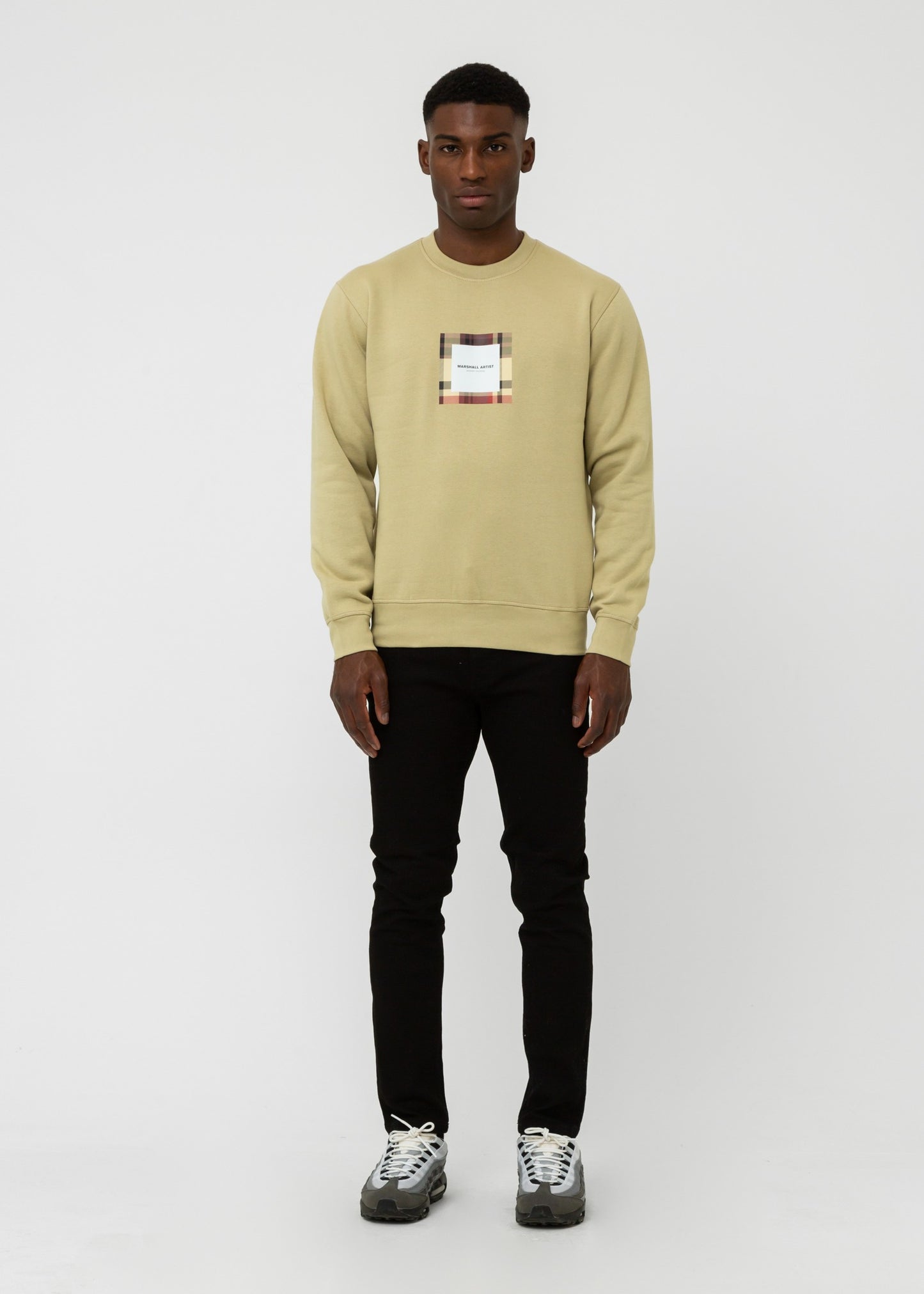 Marshall Artist Truien  UK ism box logo crewneck - sandstone 