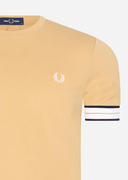 Fred Perry T-shirts  Tramline tipped pique t-shirt - desert 