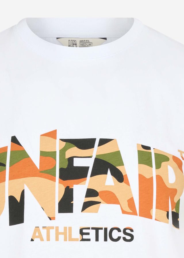 Unfair Athletics T-Shirts  Classic label t-shirt - white safari dark camo 