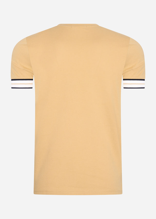 Fred Perry T-Shirts  Tramline tipped pique t-shirt - desert 
