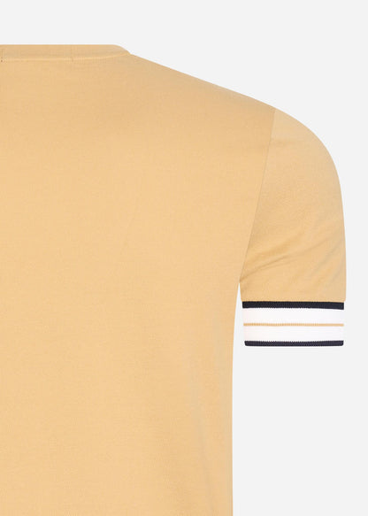 Fred Perry T-shirts  Tramline tipped pique t-shirt - desert 