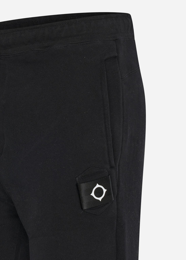 MA.Strum Shorts  Core sweat short - jet black 