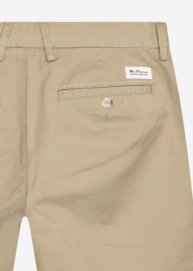 Ben Sherman Shorts  Signature chino short - stone 