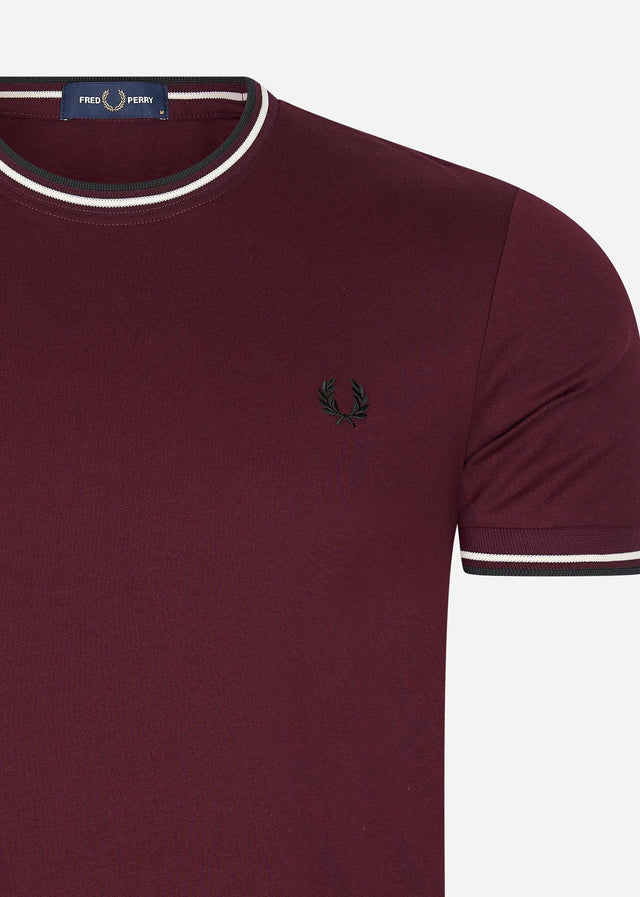 Fred Perry T-Shirts  Twin tipped t-shirt - oxblood 
