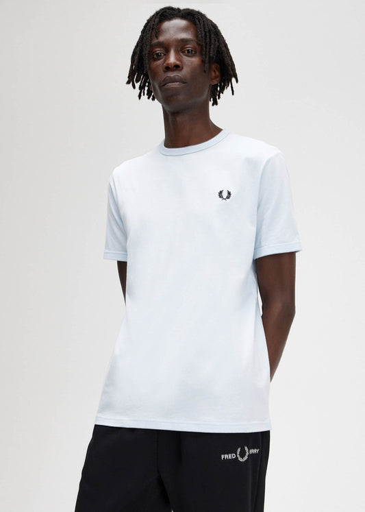 Fred Perry T-shirts  Ringer t-shirt - light ice 