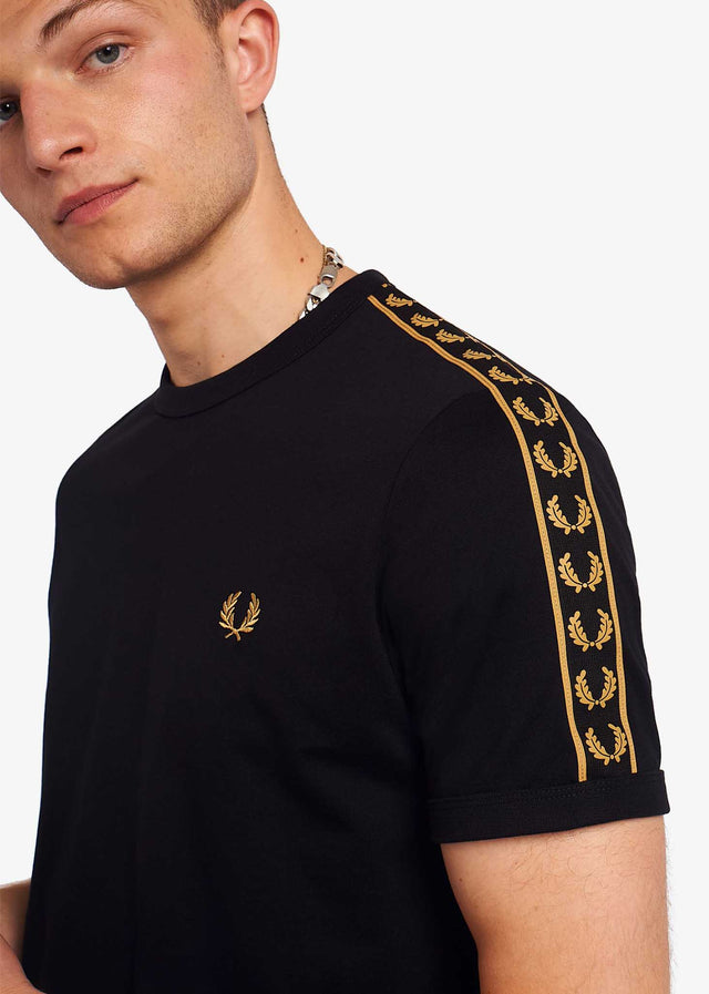 Fred Perry T-Shirts  Gold taped ringer t-shirt - black 