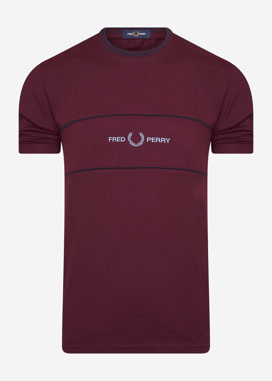 Fred Perry T-shirts  Embroidered panel t - mahogany 